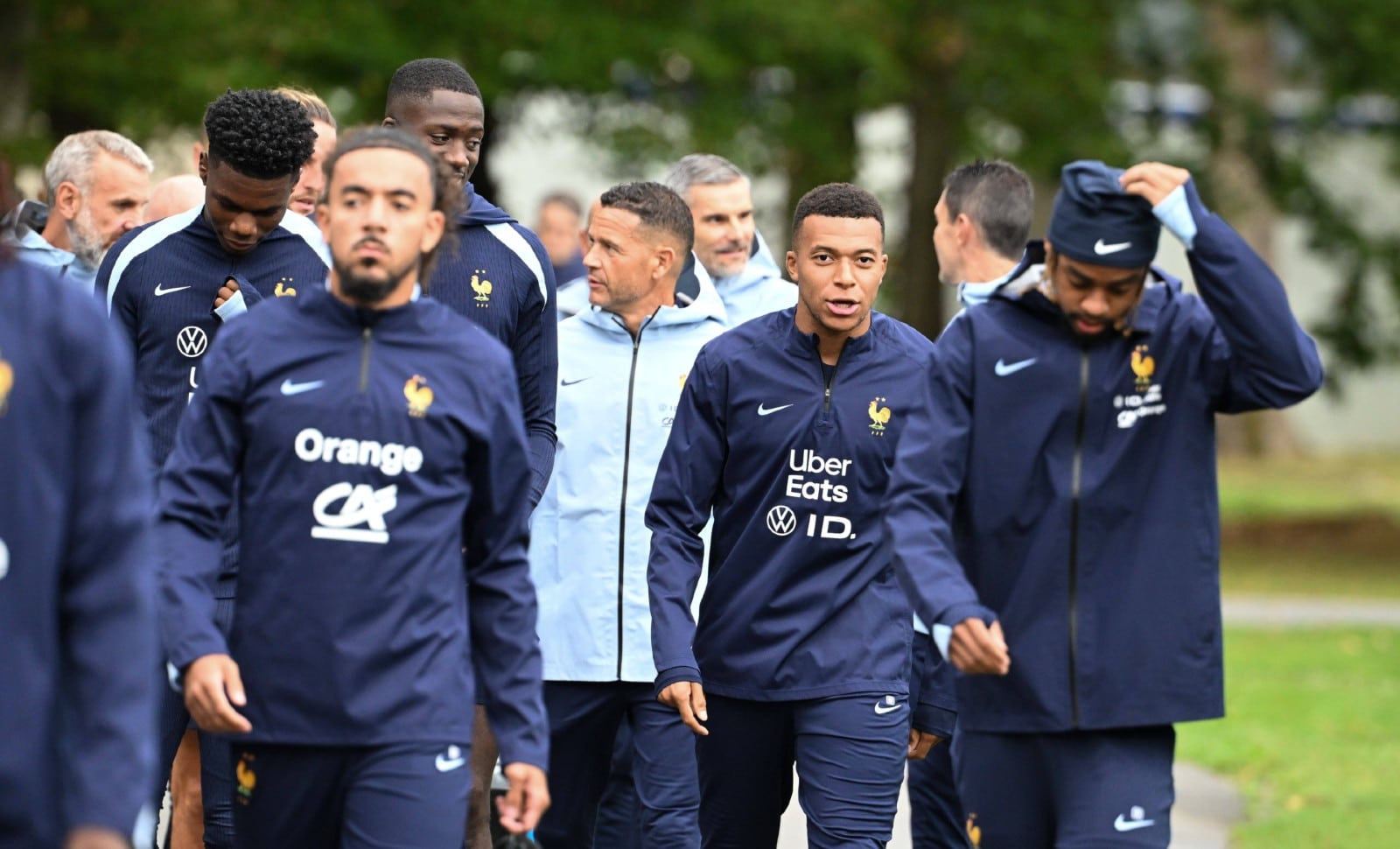 Foot : place aux remplaçants