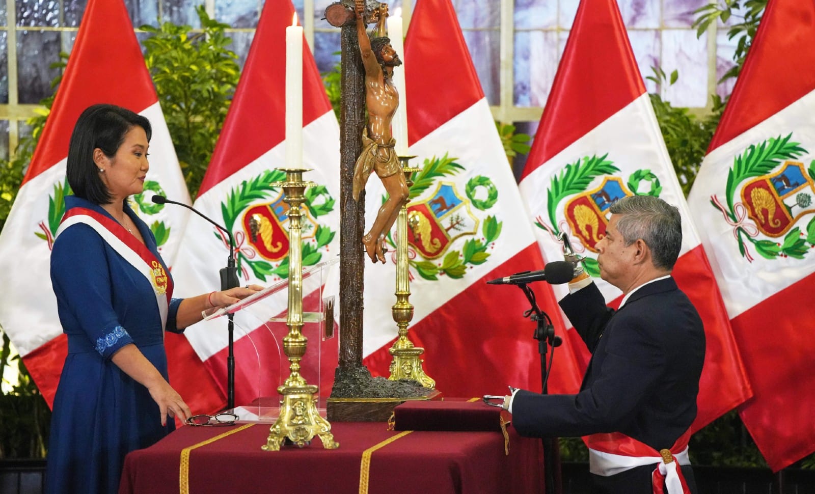 50 000 voix d&rsquo;avance et un fantôme: l&rsquo;investiture un peu mystique de Keiko Fujimori