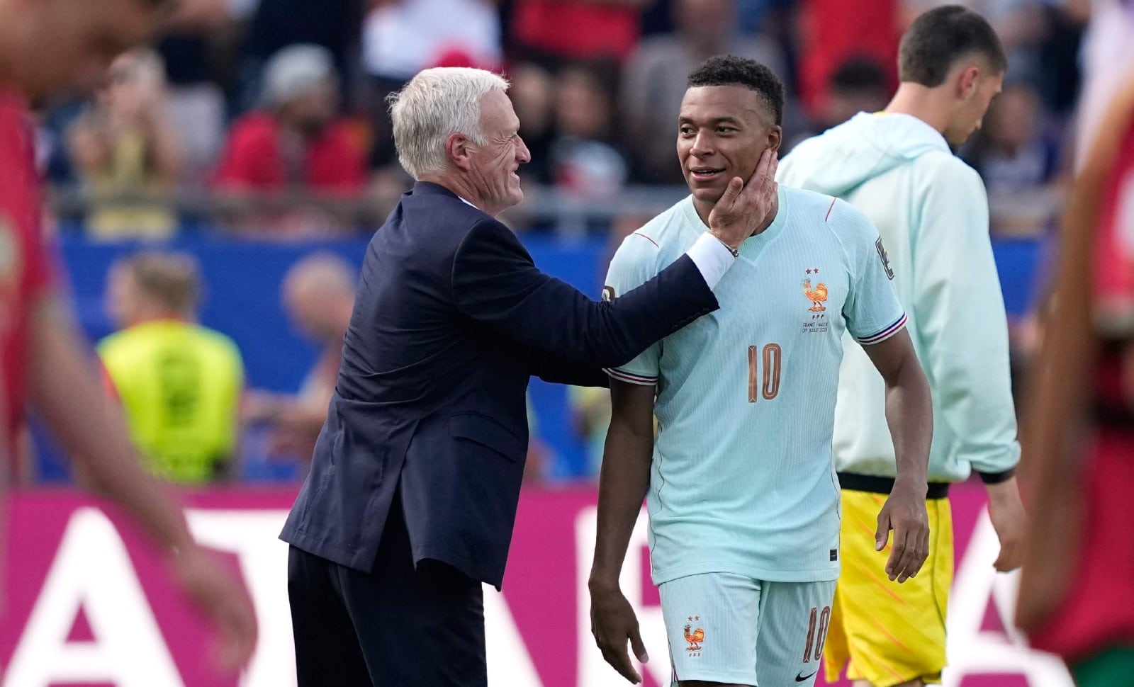 France-Maroc: victoire des Bleus logique mais soporifique