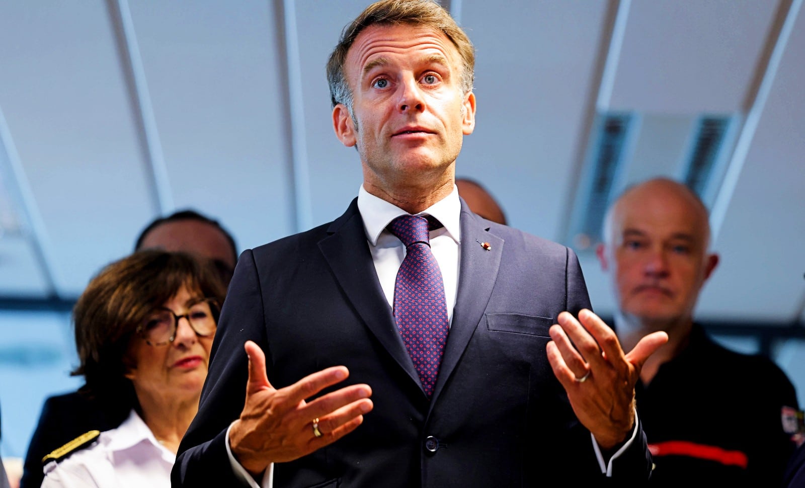 Présidentielle 2027: Emmanuel Macron feint de rester à l’écart