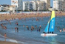 Vacances pour tous, mais tourisme pour personne
