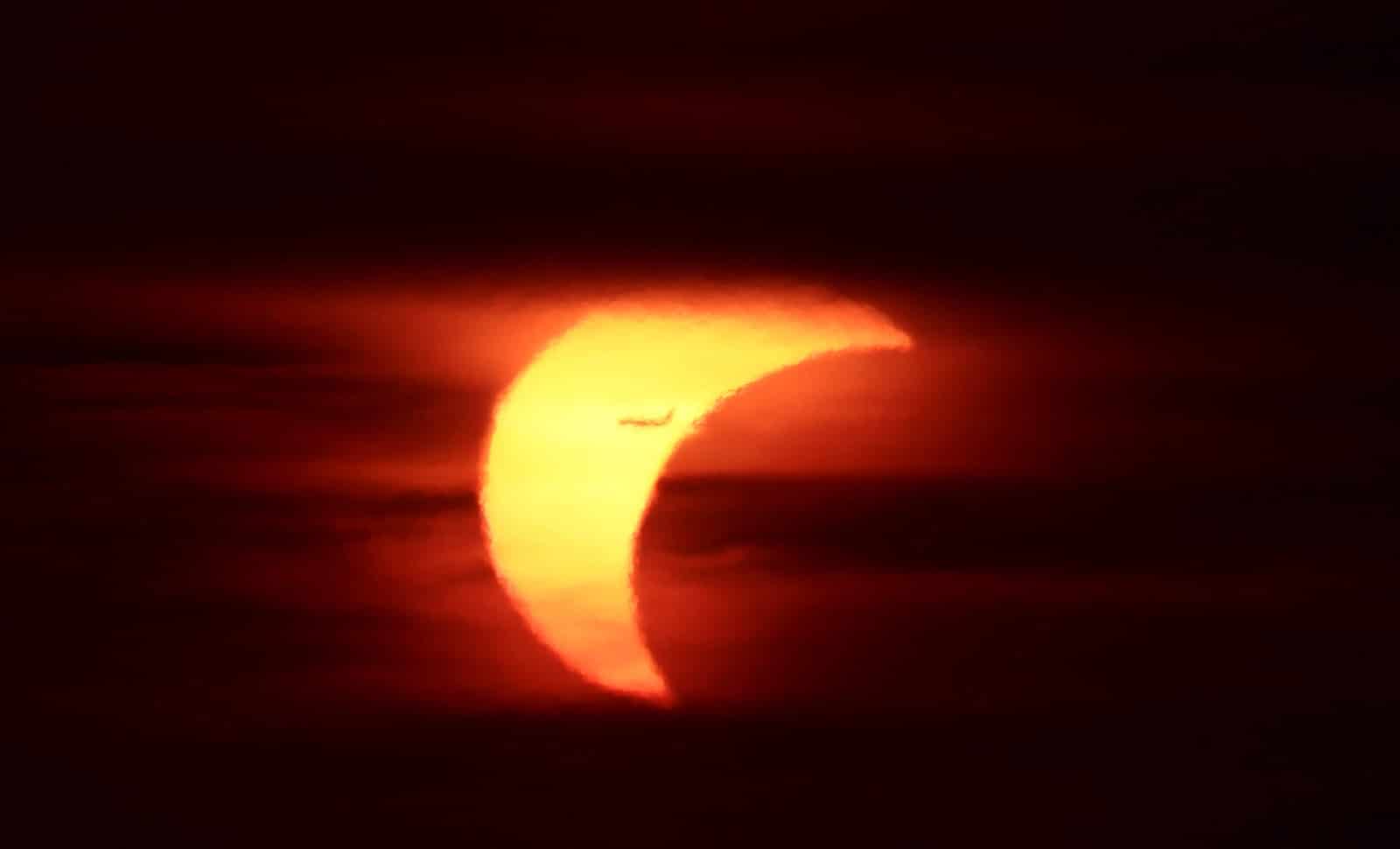 L’éclipse, le sport, c’est tout comme lien ?