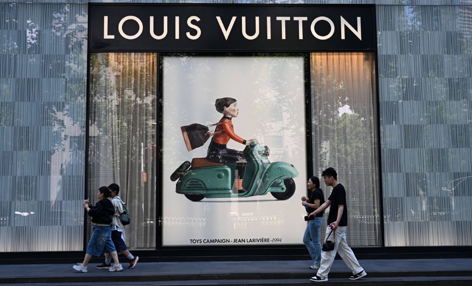 LVMH commence à vendre