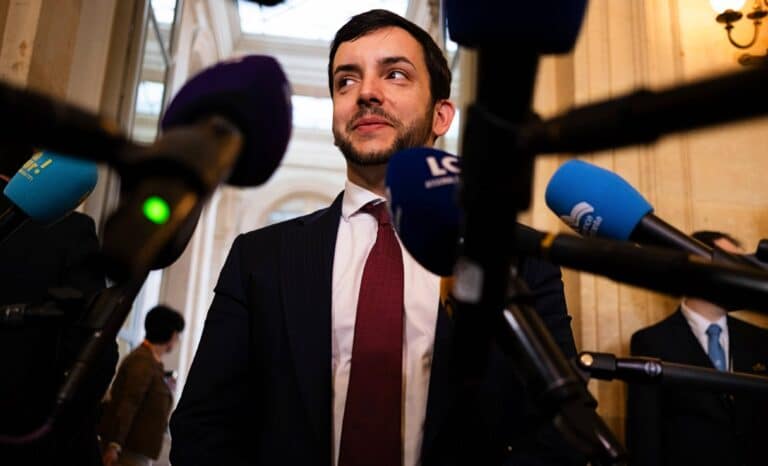 Mini-jupe, moquerie et liberté: mon programme pour la rue