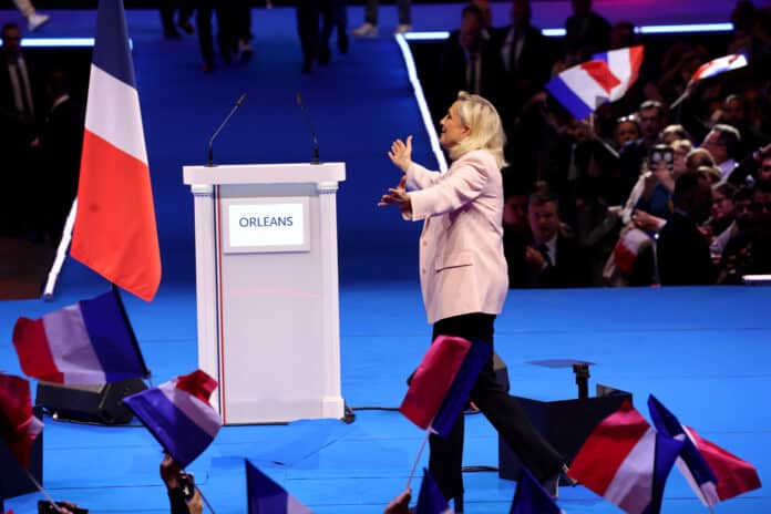 Orleans: Marine Le Pen Launches Her 2027 Presidential Campaign Marine Le Pen caracole en tête des sondages pour la prochaine élection présidentielle.