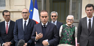 Sébastien Lecornu a récemment annoncé des couvre-feux localisés après les manifestations du 17 octobre 2026.