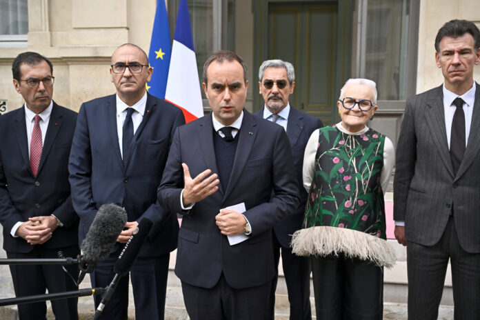Sébastien Lecornu a récemment annoncé des couvre-feux localisés après les manifestations du 17 octobre 2026.