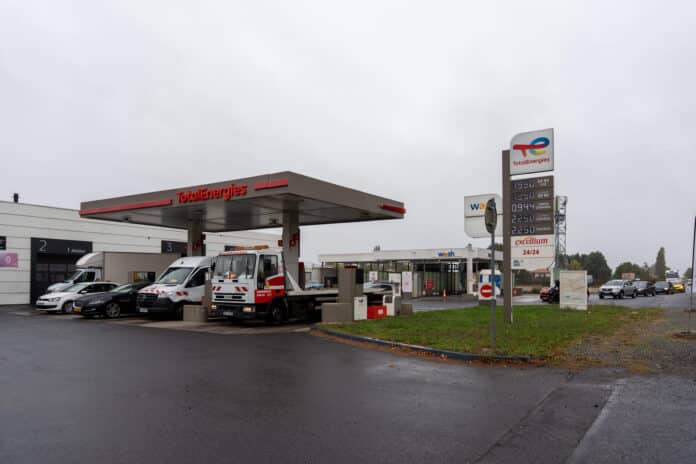 L'Etat a annoncé un certain nombre d'aides pour lutter contre la hausse des prix du carburant.