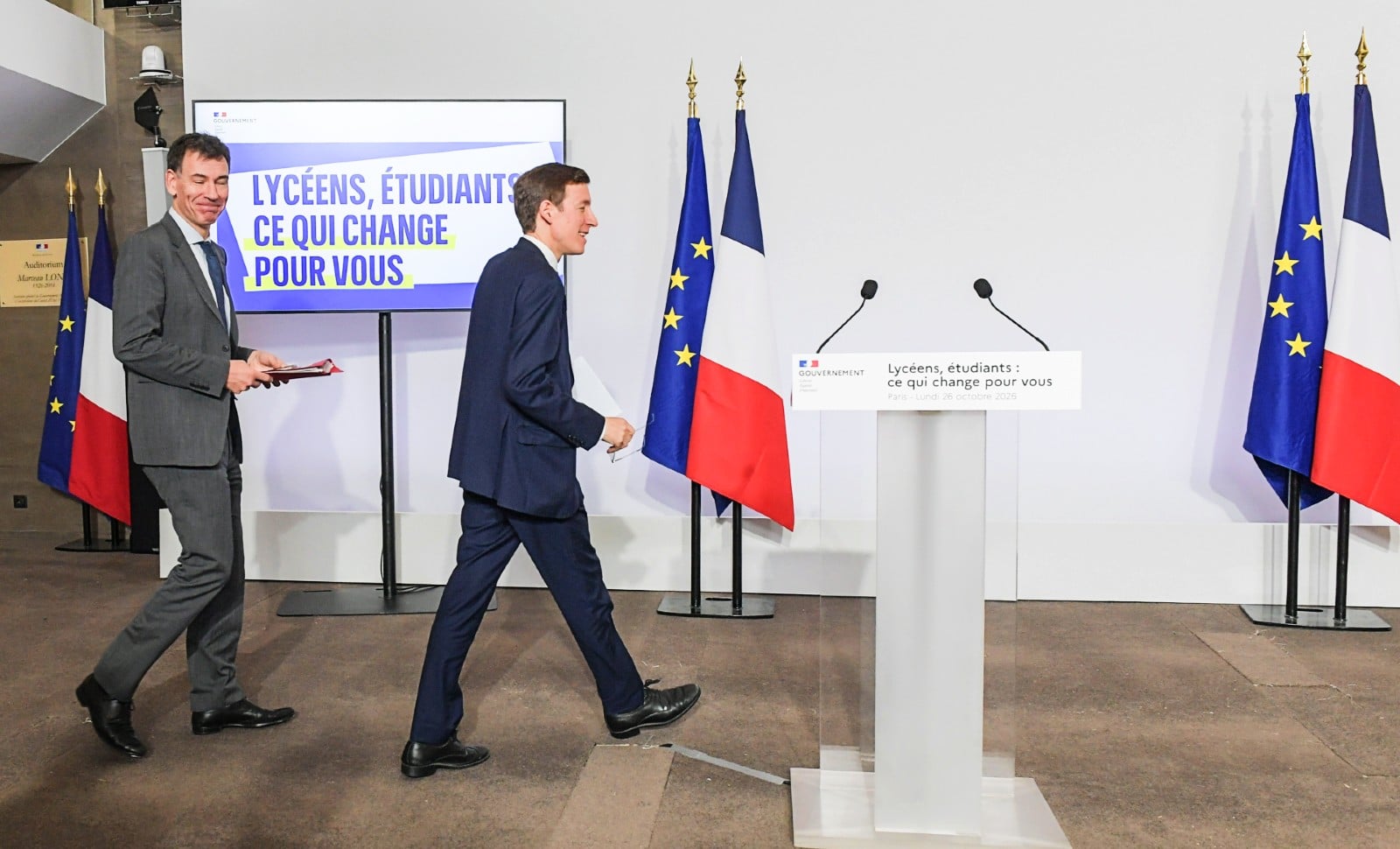 Lecornu et les influenceuses coquines