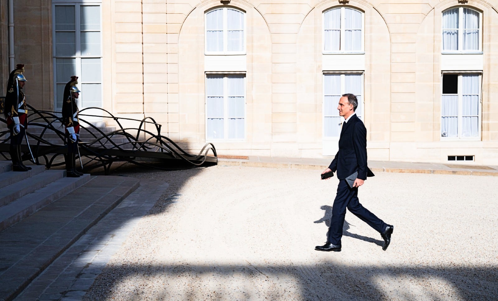 Attal / Glucksmann: les deux centres irréconciliables?