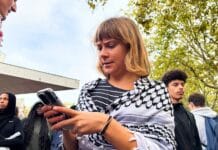 Le keffieh de Greta au lycée