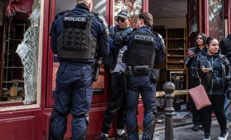 Maintien de l’ordre: le fétichisme de l’impuissance